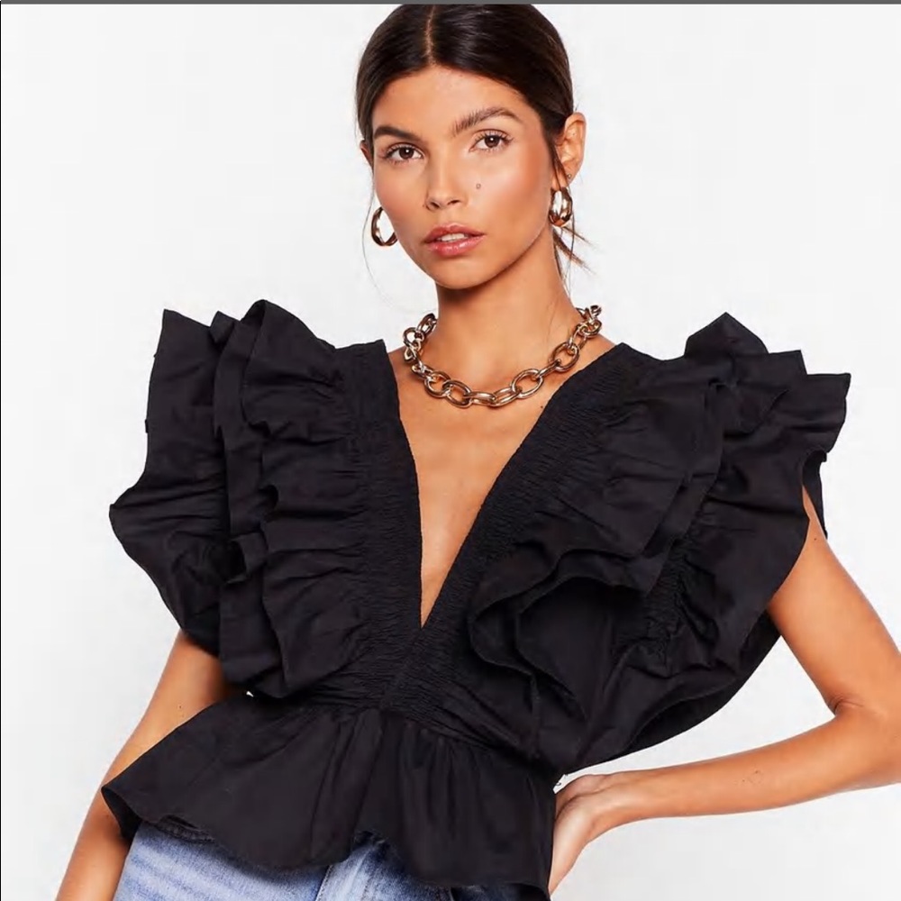 NWT Nast Gal Plunging V Neck Ruffle Cropped Blouse